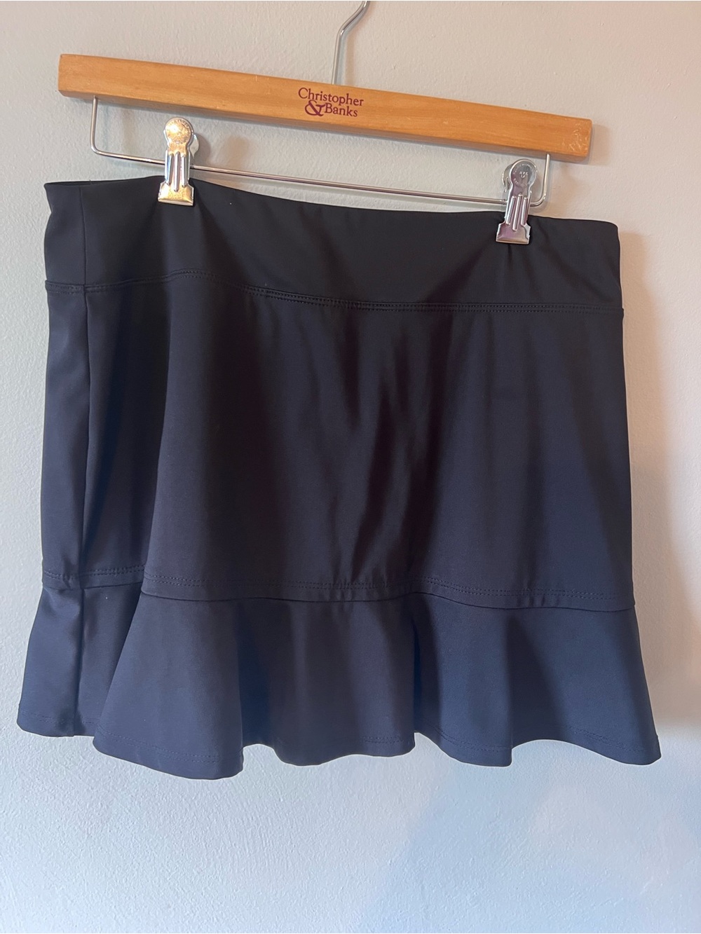 Tommy Bahama Black Flounce Golf Skort